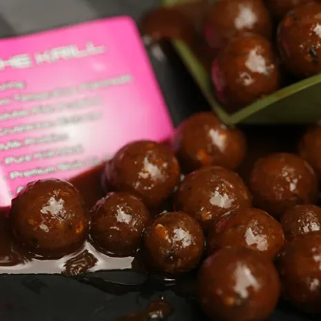 4_gesoakte_krill_boilies_von_sticky_baits.