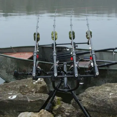 Der Guardian Rod Pod macht auch auf harten Untergrund eine stabile Figur.