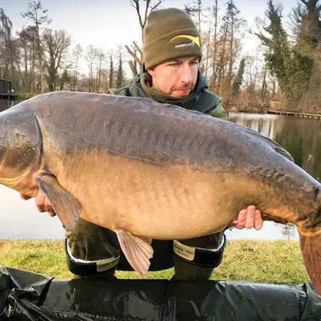 Dieser See bietet Fische bis an die 50 Pfund Marke...