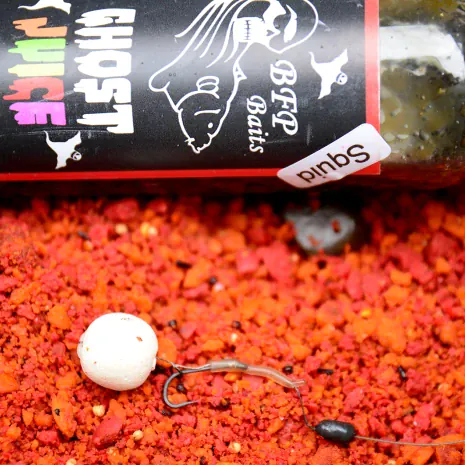 Die Red Sensation und Squid Boilies von BFP Baits sollen den Erfolg bringen