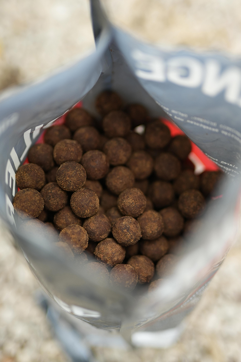 Rambazamba und Fish Boilies aus der Supreme Range und SupZym Serie waren die Erfolgsköder. Supreme Baits Fish Boilies.