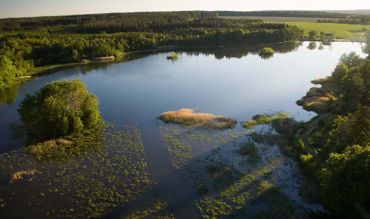 luchtfoto-betaalwater-tsjechie-katlov-karpervissen-visvakantie-1