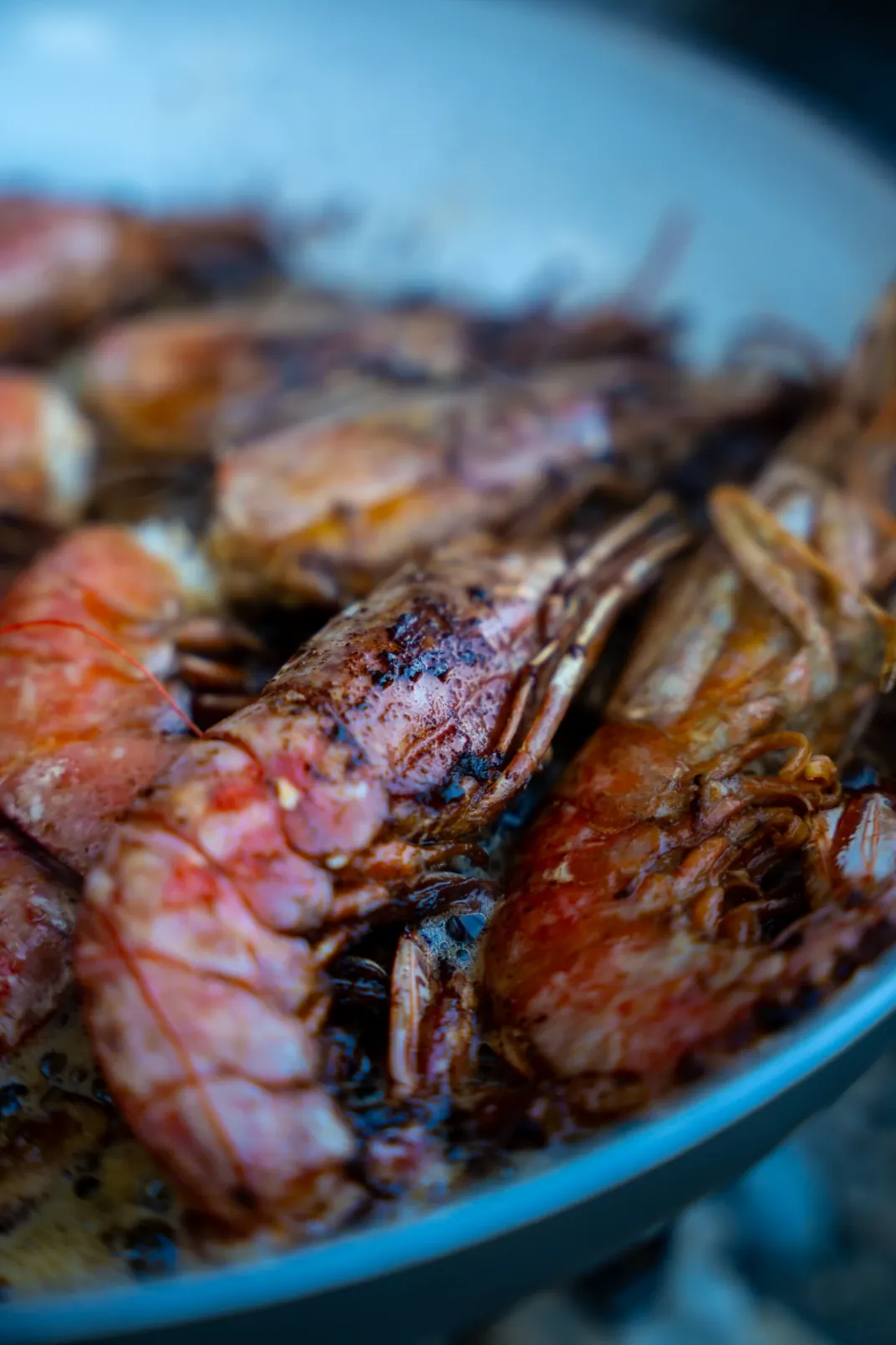 Französische Crevetten in der Pfanne. 