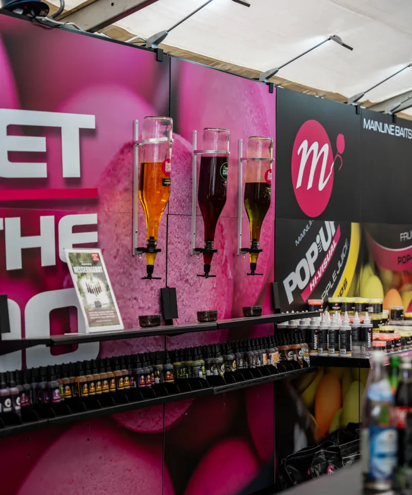 Korda Goo Bar auf der Hausmesse der Angelzentrale. 