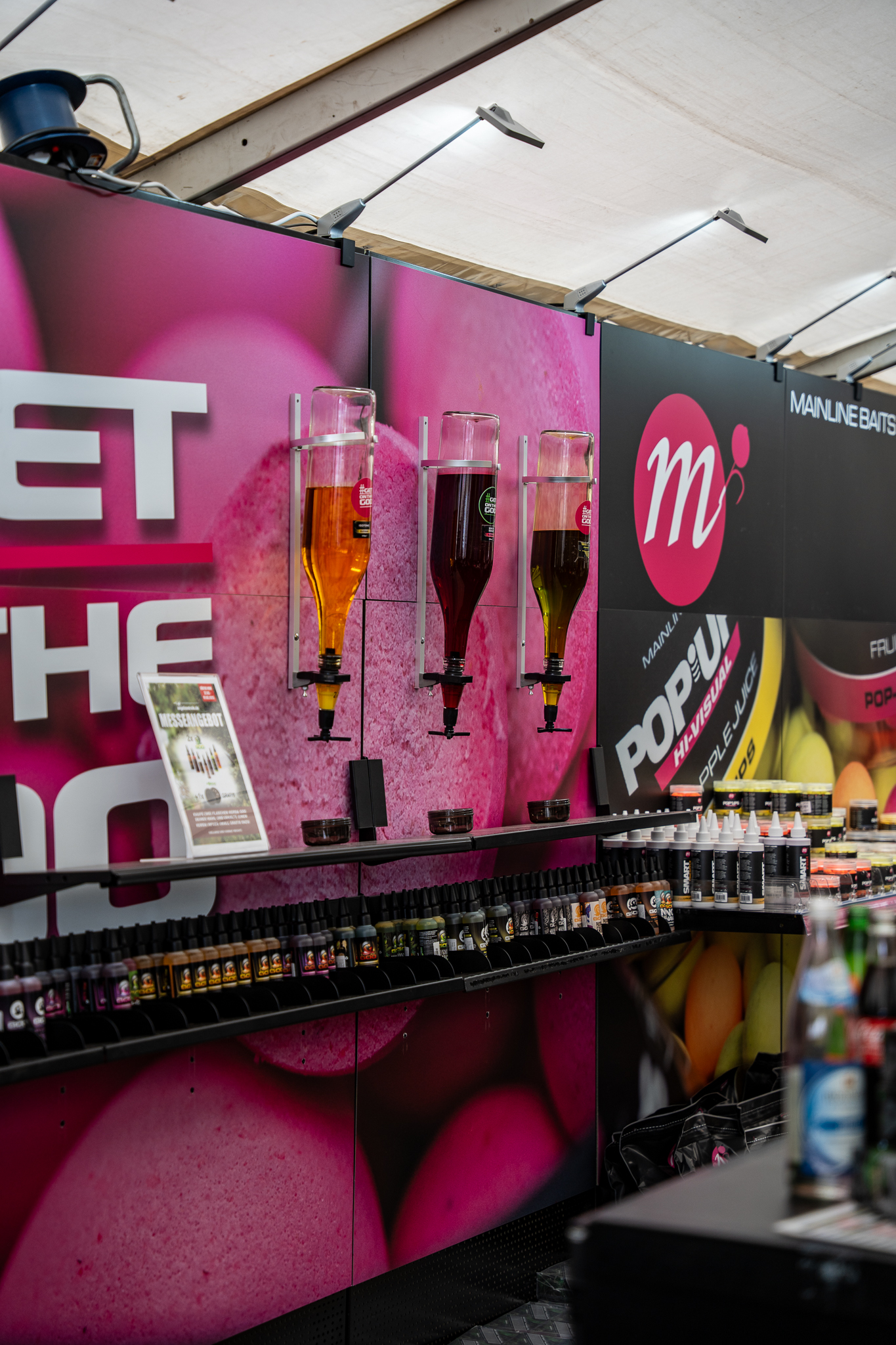 Korda Goo Bar auf der Hausmesse der Angelzentrale. 