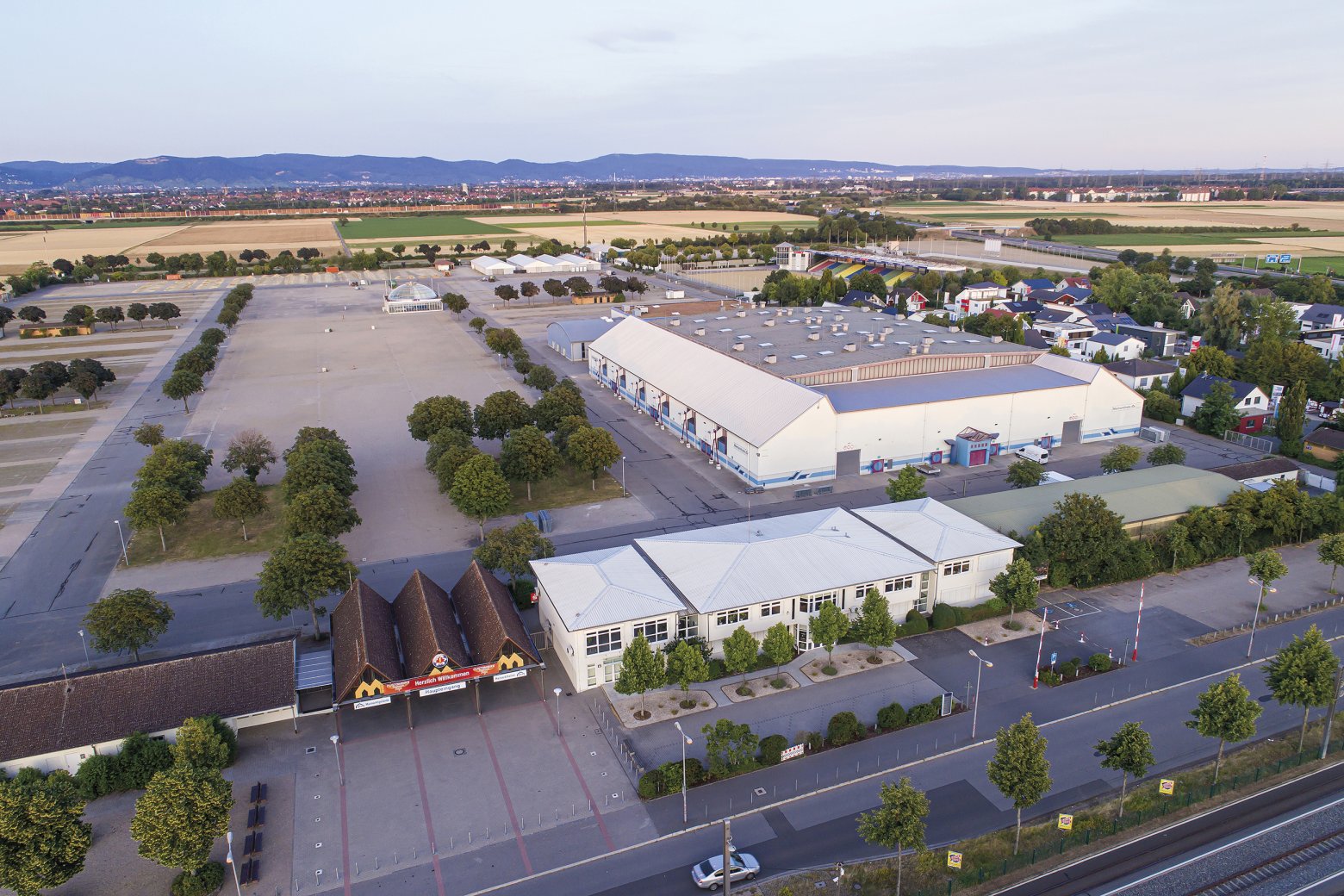 Messe Mannheim Maimarkthalle Carp Expo Drohnenaufnahme.