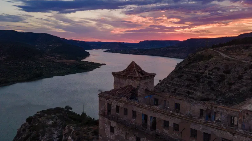 Ebro in der Abenddämmerung. 