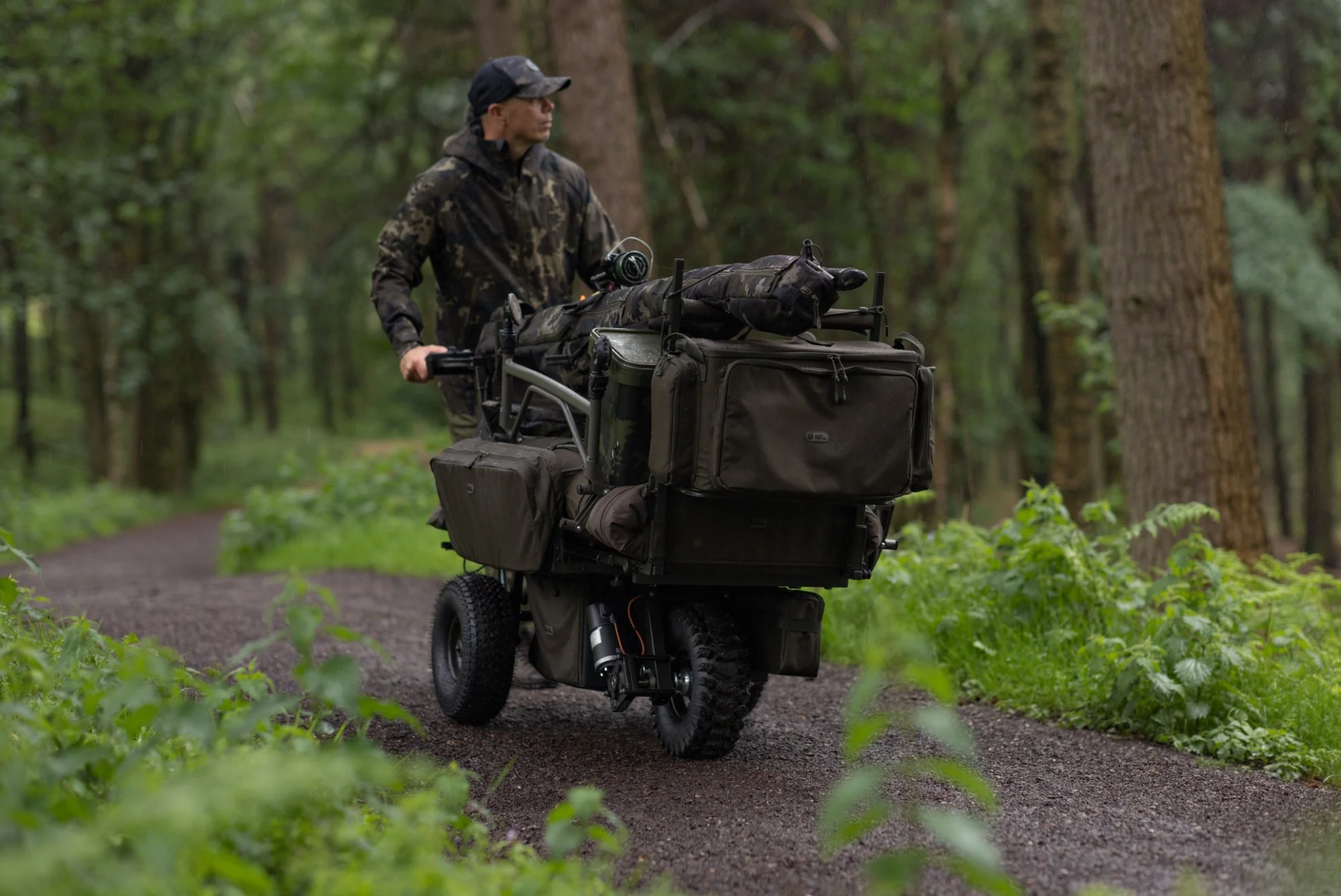 Carp Porter Trident Power Porter voll beladen im Einsatz. 