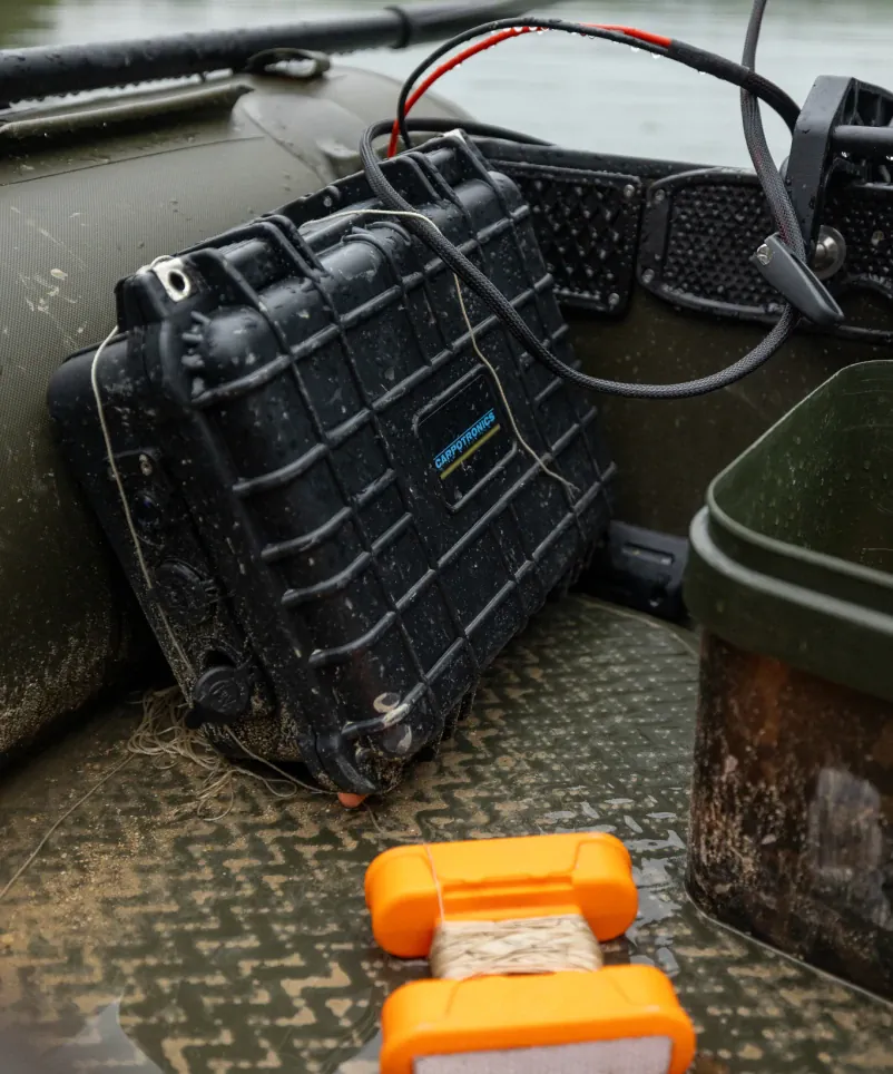 Carpotronics Powerbox im Boot.