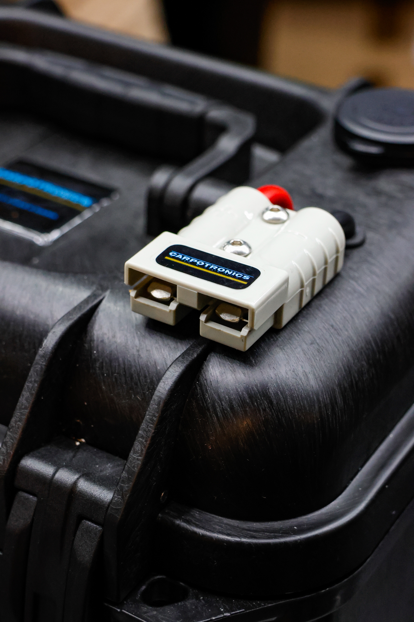 Carpotronics LiFePO4 100Ah Powerbox Anderson Stecker.