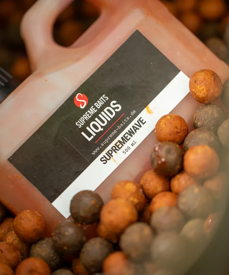 Supreme Baits Supreme Wave Liquid und Boilies.