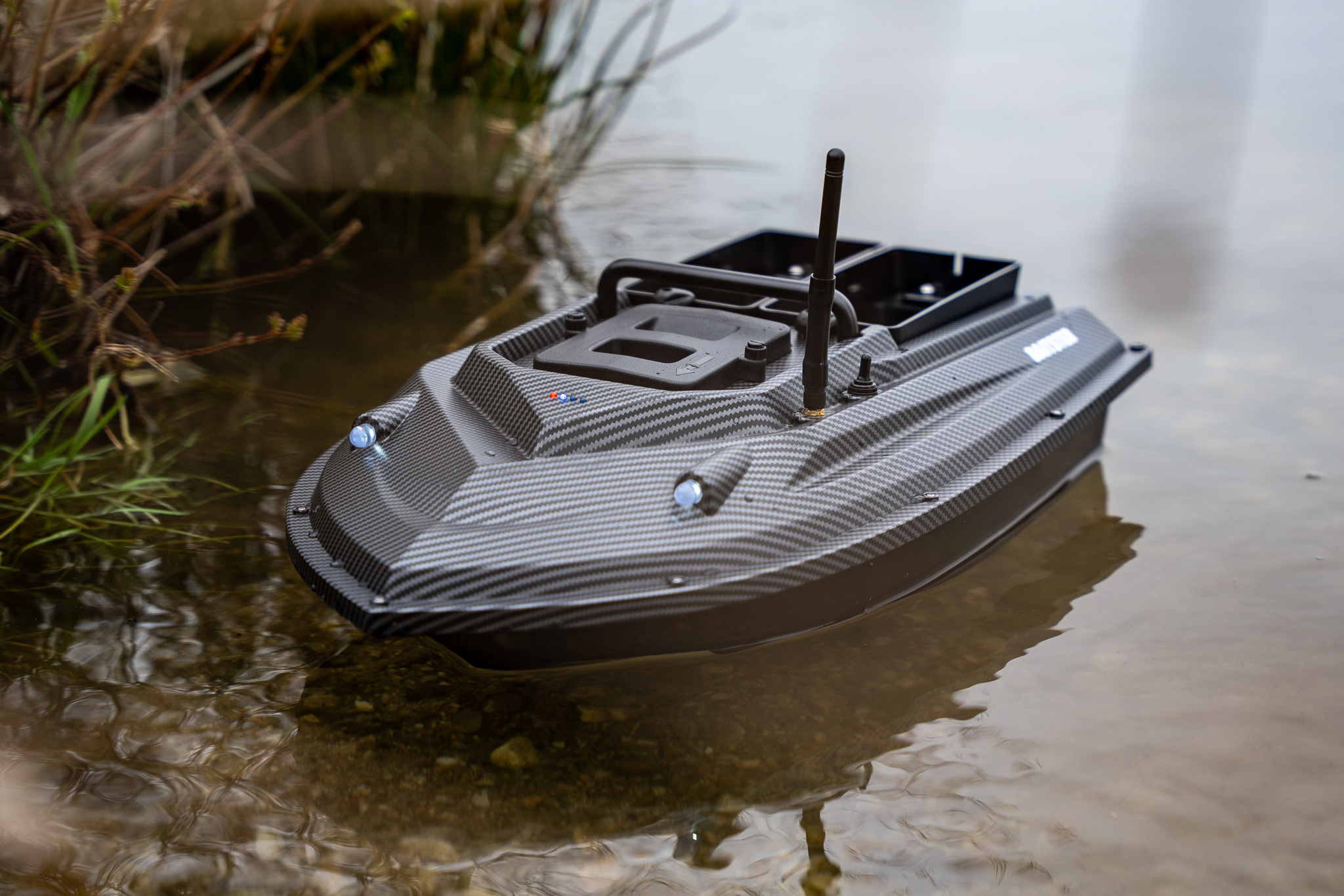 Baitster Eco Carbon 40-GPS Futterboot im Carpzilla 10.000€ Gewinnspiel.