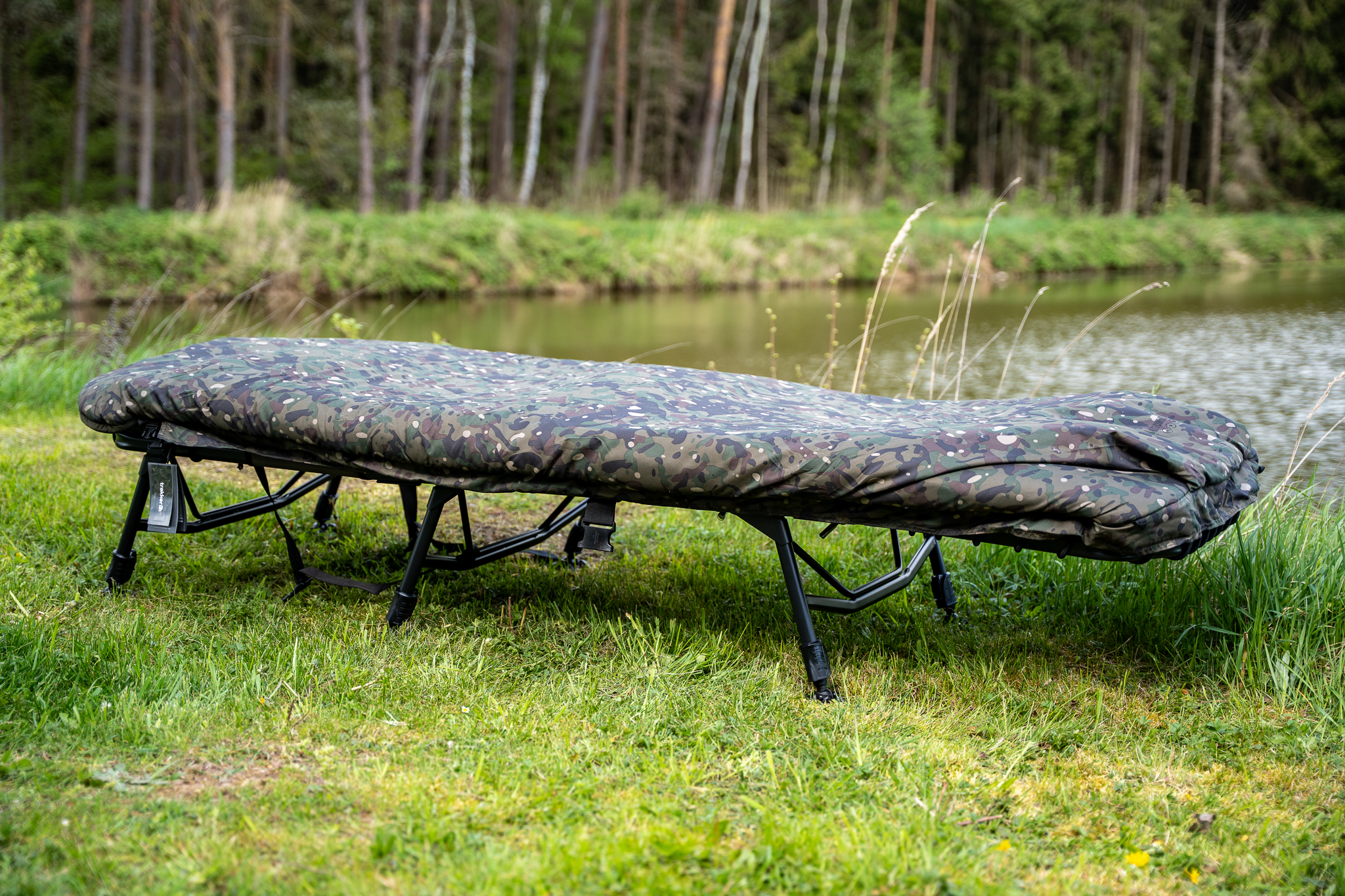 Trakker RLX6 Bed System Camo im Carpzilla 10.000€ Gewinnspiel.