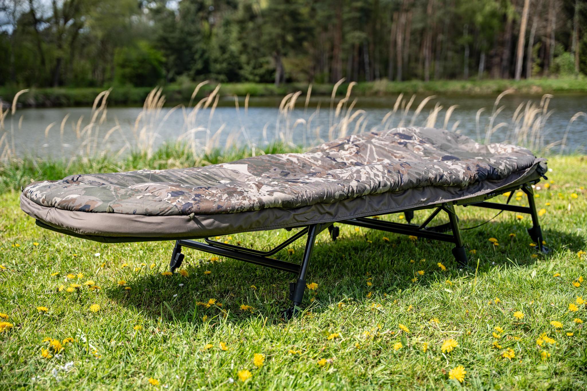 Nash Indulgence HD40 Sleep System 6 Legs Camo im Carpzilla 10.000€ Gewinnspiel.