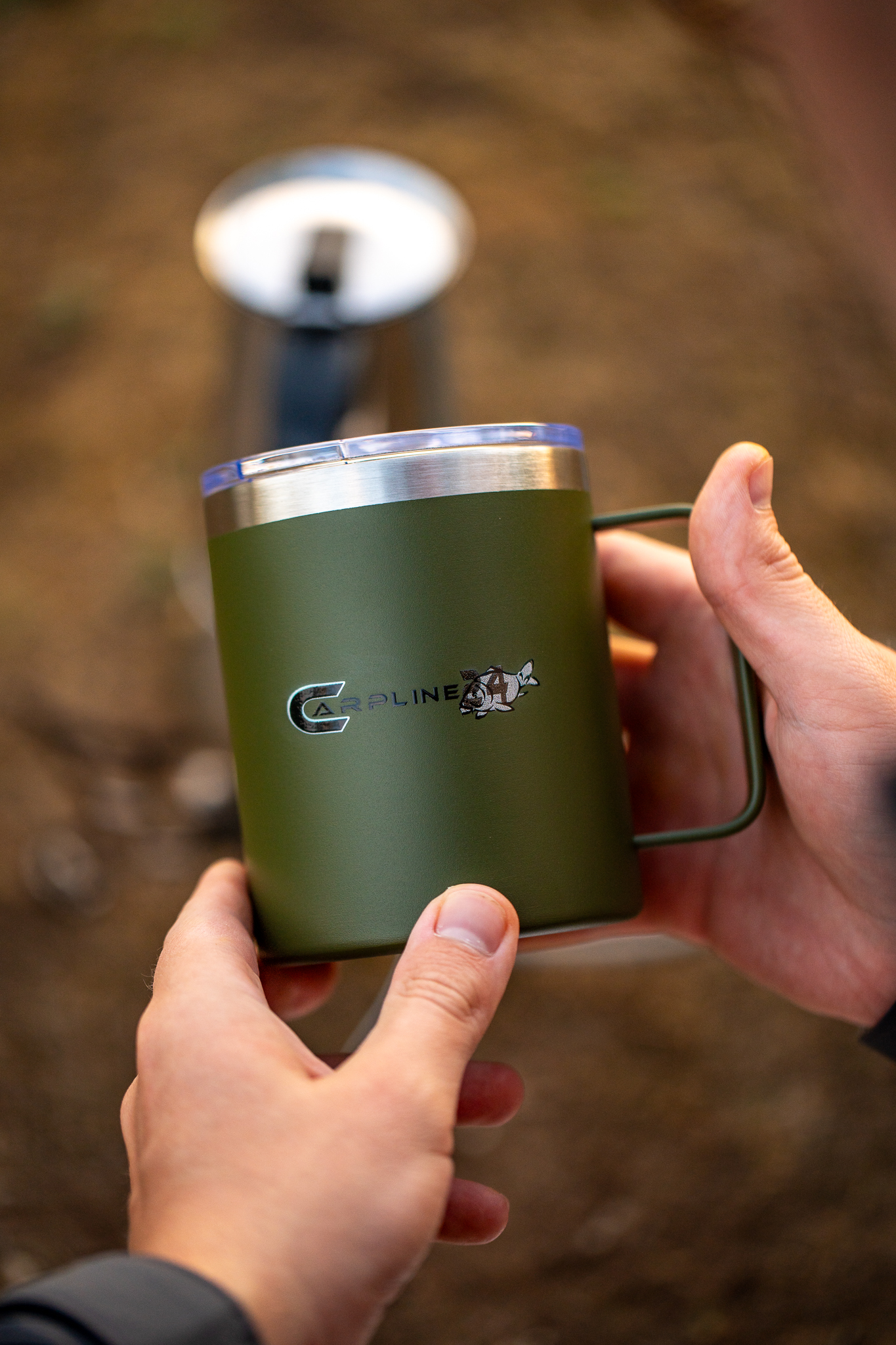 Carpline24 Premium-Thermobecher von vorne.