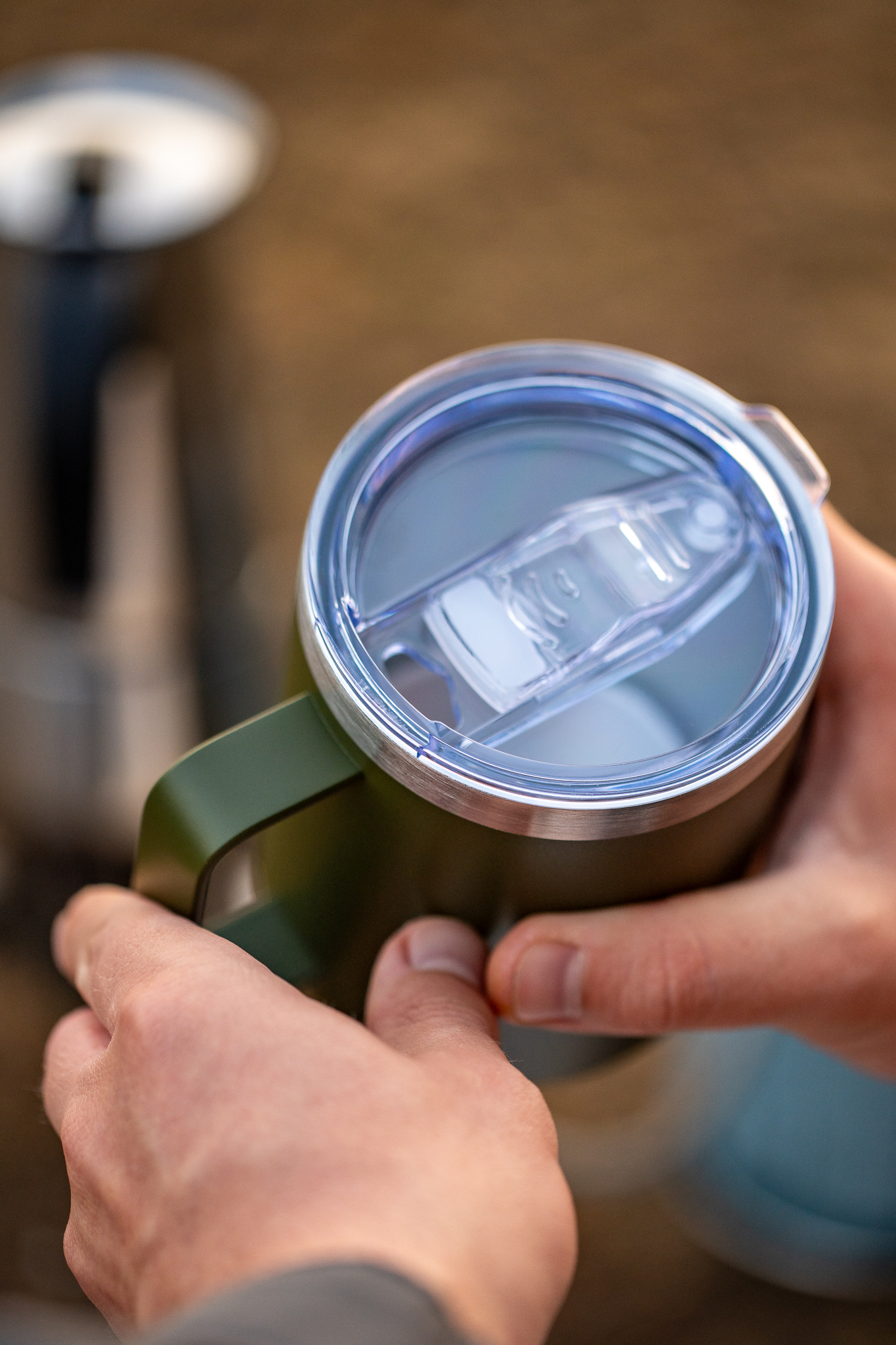 Carpline24 Premium-Thermobecher von oben.