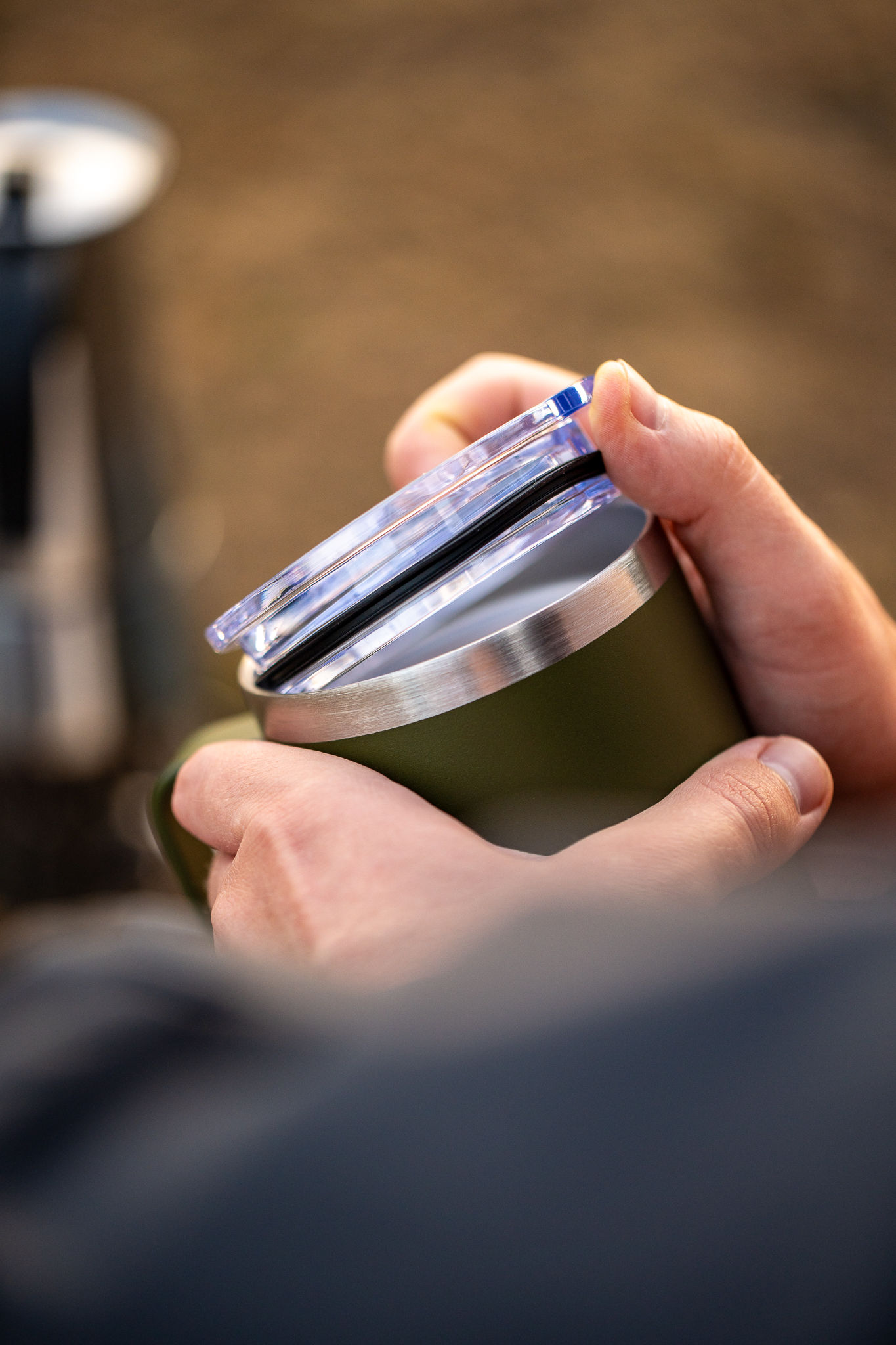 Carpline24 Premium-Thermobecher Deckel.