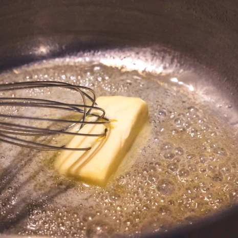 7. Im Topf Butter Schmelzen... KARSTENS ZELTKÜCHE - Königsberger Klopse mit Salzkartoffeln