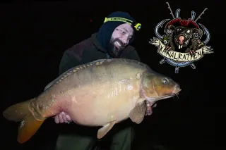 Florian Schwarz mit großem Kanal-Spiegler.