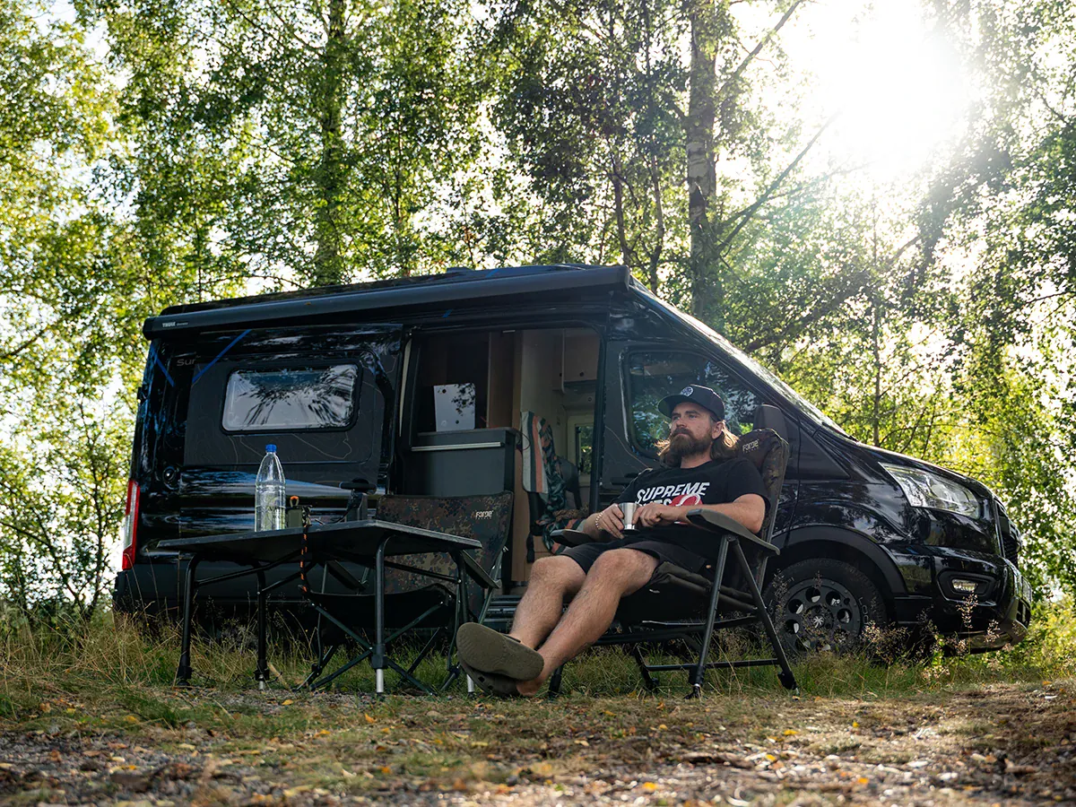 Stylisch, preiswert und robust: Camo-Karpfen-Stühle von Forge im Überblick